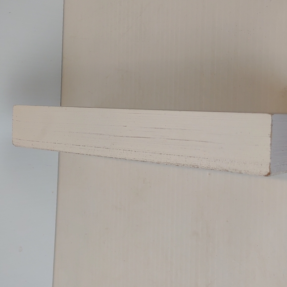 Quill To Paper White Reclaimed Wood "Our First Xmas Mr. & Mrs. Glitter Box Sign - Picture 10 of 12